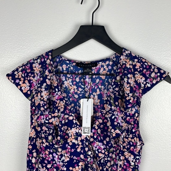 NWT Sanctuary Floral Wrap Dress - Picture 5 of 8